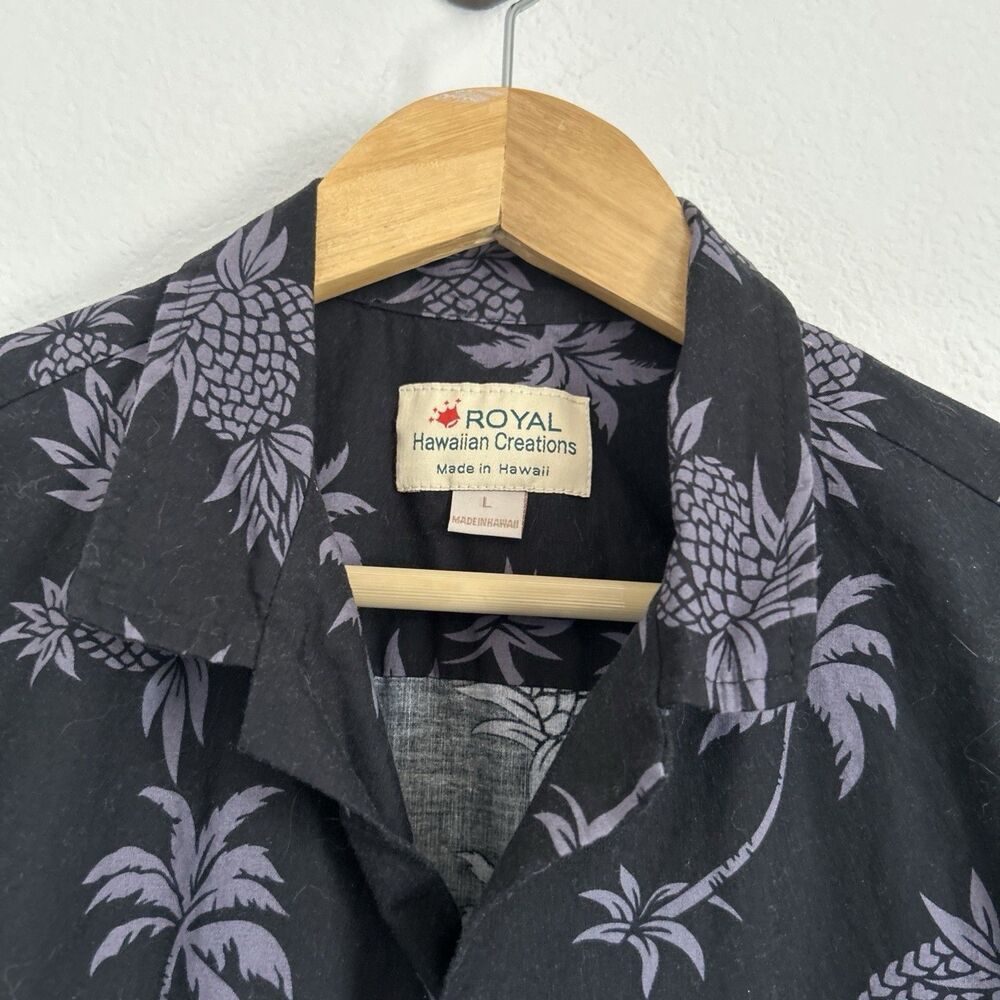 Royal Hawaiian Creations Shirt  Black w Pineapples & Ukuleles Beach Cruise Sz L - Picture 9 of 12